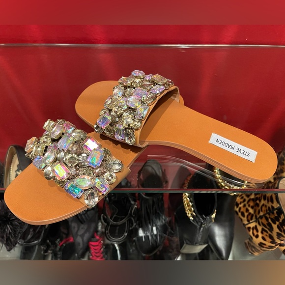 Steve Madden Shoes - * NWOT Authentic Steve Madden Slides “Brionna”